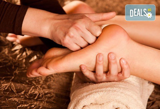 Класически, дълбокотъканен или тонизиращ масаж на цяло тяло с био масла и зонотерапия в Студио Zarra Style - Снимка 3