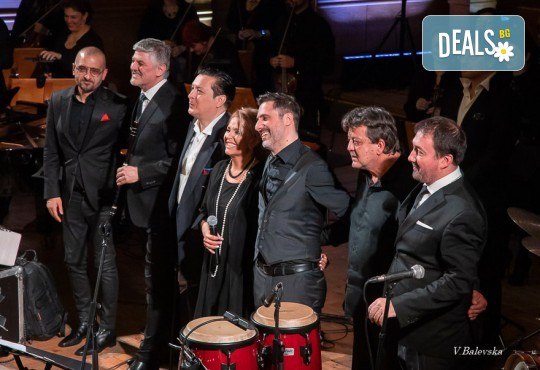 Плевенска филхармония, Хилда Казасян, Васил Петров и Теодосий Спасов представят СВЕТОВНОТО КИНО В МУЗИКА на 05.12. (вторник) от 20:00 ч. в Зала България, София. - Снимка 9