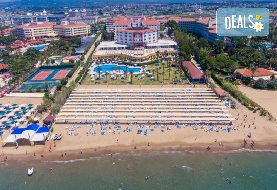 ULTRA ALL INCLUSIVЕ на море през есента! Ваканция в Cesars Resort Side 5*, Сиде, Анталия, басейни, водни пързалки, мини клуб, транспорт и безплатно за дете до 12.99 г. от Belprego Travel - Снимка 2