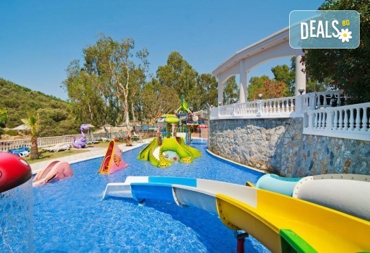 Ultra All Inclusive морска ваканция в хотел Tusan Beach Resort 5*, Кушадасъ! 7 нощувки, безплатно за дете до 12.99 г от Голдън Вояджес, със собствен транспорт - Снимка 18