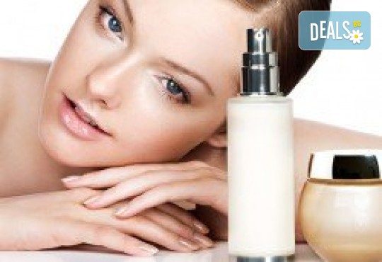 Освежете кожата на лицето си! Мануално почистване на лице с кислородна маска и пилинг в Студио Relax Beauty & Spa - Снимка 2