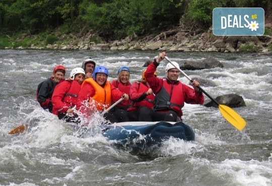 Рафтинг по река Искър! Екстремно, вълнуващо и незабравимо приключение, релакс сред природата на Искърското дефиле - Снимка 12