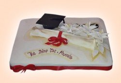 За завършване! Торта за ученици, абитуриенти, абсолвенти, докторанти, учени с красив дизайн от Сладкарница Джорджо Джани - Снимка