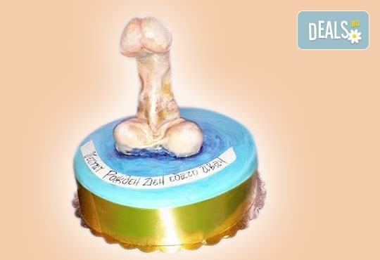 Party time! Еротична торта за моминско или ергенско парти или за специален празник на любим човек от Сладкарница Джорджо Джани - Снимка 11