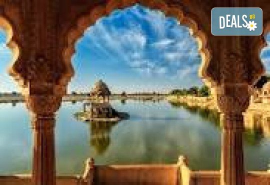 Екскурзия до Индия, Златният триъгълник с Каджурахо и Варанаси! 9 дни, 7 нощувки, закуски, вечери и самолетни билети от Luxury Holidays - Снимка 4