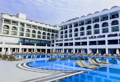 Ultra all inclusive ваканция в хотел Sunthalia Hotels & Resorts 5*, Сиде, Анталия! 7 нощувки, басейни, СПА, безплатно за дете до 6.99 г. и транспорт от BelpregoTravel - Снимка