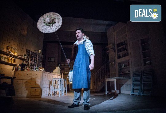 Гледайте Асен Блатечки и Малин Кръстев в постановката Зимата на нашето недоволство на 14-ти октомври (събота) в Малък градски театър Зад канала - Снимка 5