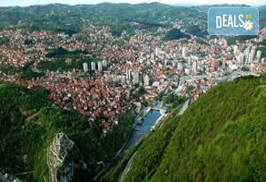 Нова Година в хотел FONTANA 4*;, Върнячка баня, Сърбия! 3 нощувки, закуски, Празнична вечеря, Реприза, жива музика, СПА, от Рикотур - Снимка 3