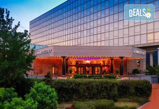 Нова Година в Белград в луксозния Hotel Hyatt Regеncy Belgrade 5*! 3 нощувки със закуски от Рикотур - Снимка 2
