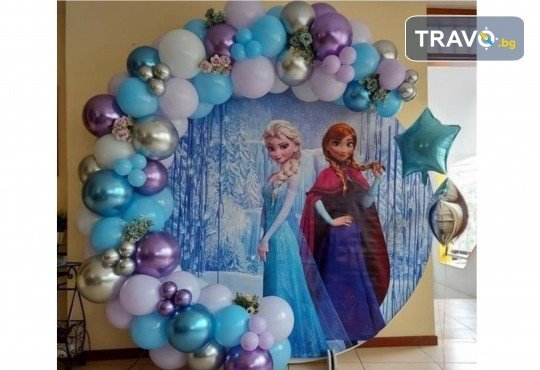 Тематично детско парти, 100 минути игри и забавления с Аниматор в костюм + празнична украса с арка от балони и винил от Party Queen - Снимка 3