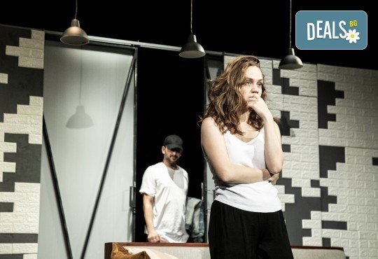 Момчетата и градът с Александър Кадиев и Мартина Тодорова на 5-ти декември (вторник) в Малък градски театър Зад канала - Снимка 7