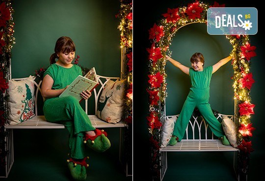 Запечатайте празничните мигове със семейството си! Професионална Коледна фотосесия в студио с 4 декора и 100 обработени кадъра от Chapkanov photography - Снимка 9