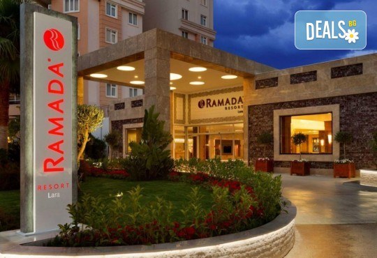 Ultra all inclusive ваканция 2024 в Ramada Resort Lara 5*, Лара, Анталия! 7 нощувки, басейни, СПА, турска баня, сауна и транспорт от BelpregoTravel - Снимка 1