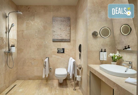 Луксозна Нова година 2024 в хотел Crowne Plaza Marina Tuzla 5*, Истанбул с АБВ Травелс! 3 нощувки със закуски, транспорт, екскурзовод и шопинг в Одрин - Снимка 8