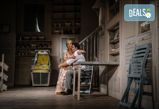 Гледайте Асен Блатечки и Малин Кръстев в постановката Зимата на нашето недоволство на 31-ви януари (сряда) в Малък градски театър Зад канала - Снимка 17