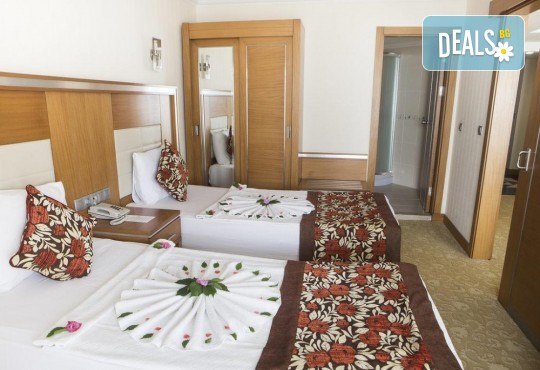 Ранни записвания All Inclusive ваканция 2024 в The Holiday Resort 4*, Дидим, Турция! 7 нощувки, басейни, водни пързалки, мини клуб, безплатно за дете до 12.99 г. и транспорт от Belprego Travel - Снимка 2