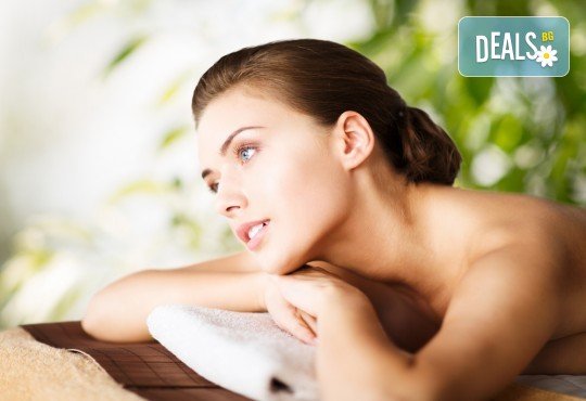 Лечебен, класически или болкоуспокояващ масаж с билкови масла на гръб или на цяло тяло + масаж на глава, ходила или длани в Mery Relax - Снимка 4