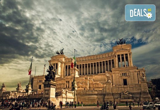 Екскурзия до Рим - вечният град! 4 нощувки, закуски, самолетни билети, трансфери, летищни такси, от Абакс - Снимка 1