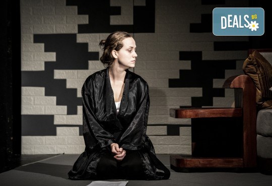 Момчетата и градът с Александър Кадиев и Мартина Тодорова на 8-ми февруари (четвъртък) в Малък градски театър Зад канала - Снимка 11