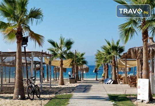 Еднодневен плаж до Гърция-Офринио! Безкрайна пясъчна ивица, плаж със син флаг, спокойствие, чист въздух, тристическа програма и транспорт от Роял Холидейз - Снимка 1