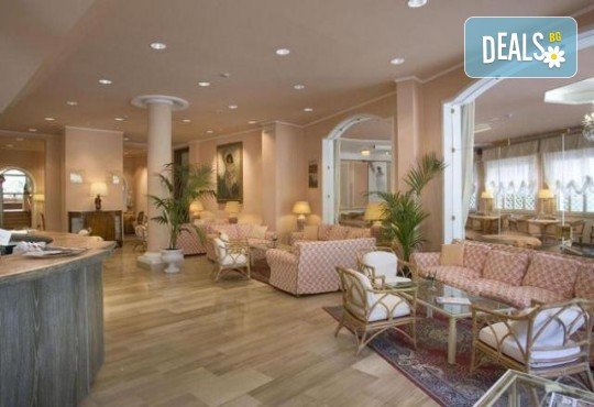 Почивка в Тоскана в SETTENTRIONALE ESPLENADE 4*: 7 нощувки със закуски и вечери, с полет от София!! Възможност за много допълнителни екскурзии от Абакс - Снимка 4