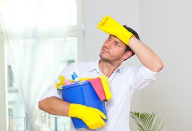 Доверете се на професионалистите! Почистване на прозорци до 80 кв.м. или до 100 кв. м. от фирма Авитохол