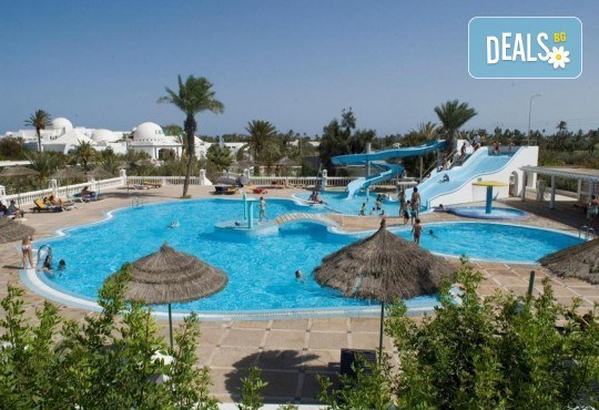 Островно приключение - 7 дни All Inclusive в х-л Djerba Aqua Resort Superior 4*, на остров Джерба с полет от София и възможност за допълнителни екскурзии от Абакс - Снимка 1