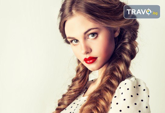 Освежете прическата си! Подстригване, арганова терапия за коса с инфраред преса и плитка или оформяне с преса в студио Relax Beauty & Spa - Снимка 3