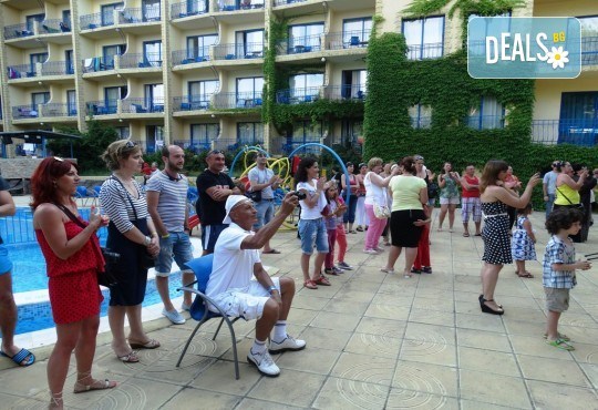 Лятна ваканция в детски лагер Карибо, Златни пясъци: нощувка, закуска, обяд, следобедна закуска, вечеря, басейн, спортна площадка, анимация, сцена, от Аист Травел - Снимка 16