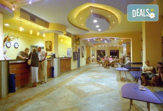 Лятна ваканция в детски лагер Карибо, Златни пясъци: нощувка, закуска, обяд, следобедна закуска, вечеря, басейн, спортна площадка, анимация, сцена, от Аист Травел - Снимка 18