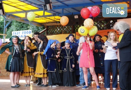 Лятна ваканция в детски лагер Карибо, Златни пясъци: нощувка, закуска, обяд, следобедна закуска, вечеря, басейн, спортна площадка, анимация, сцена, от Аист Травел - Снимка 14