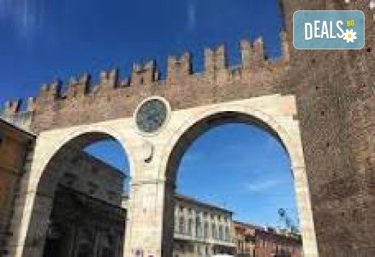 Екскурзия до най-романтичният град в света - Венеция! 3 нощувки, закуски, възможност за посещение на Верона, Падуа и островите Мурано, Бурано и транспорт от Рикотур - Снимка 12
