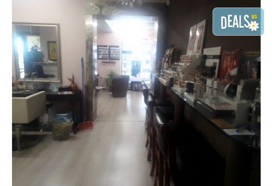 70 или 85 минути Релакс! Релаксиращ масаж на цяло тяло с олио Злато и амбър плюс рефлексотерапия на стъпала от SPA студио Релакс и Здраве в Центъра на София - Снимка 7