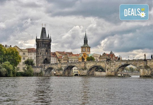 Екскурзия до Златна Прага и Карлови Вари! 2 нощувки със закуски в хотел 3* и транспорт от Роял Холидейз - Снимка 9
