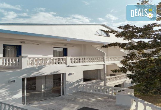 Великден на остров Тасос, зеленият рай на Гърция! 3 нощувки, закуски, 2 вечери, Великденски обяд, много музика и танци, включен транспорт и възможност за собствен превоз от Голдън Вояджес - Снимка 2