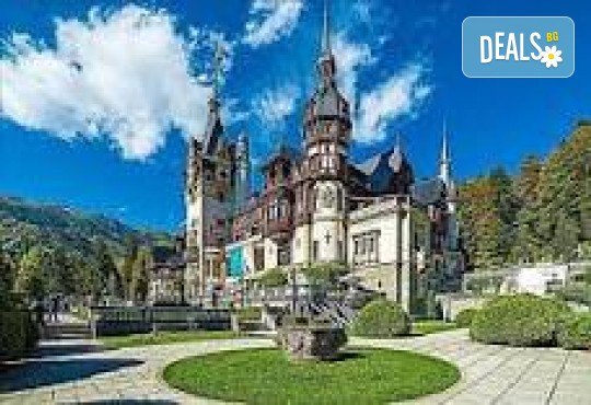 Екскурзия до страната на Дракула: Букурещ, замъкът Бран, Брашов, Синая, замъкът Пелеш, с 2 нощувки, закуски и транспорт от Неврокоп Травел - Снимка 3