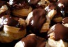 Перфектният вкус! 50 десертни еклера с ягодов крем или шоколад, тунквани във вкус по избор от МЕЧО ФУУД КЕТЪРИНГ - thumb 1