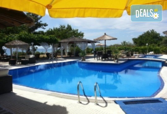 Екскурзия за Гергьовден до изумрудения остров Тасос! 2 нощувки, закуски и транспорт от Еко Айджънси Тур - Снимка 3