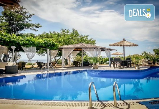 Екскурзия за Гергьовден до изумрудения остров Тасос! 2 нощувки, закуски и транспорт от Еко Айджънси Тур - Снимка 2