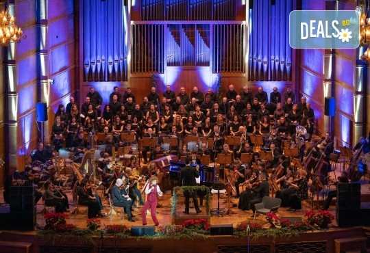 Коледен концерт с Люси Дяковска и Плевенската филхармония на 18.12.(сряда) в Зала България, София - Снимка 5