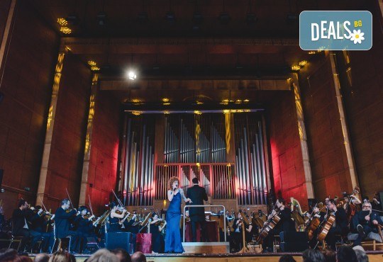 Коледен концерт с Люси Дяковска и Плевенската филхармония на 18.12.(сряда) в Зала България, София - Снимка 9