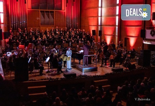 Коледен концерт с Люси Дяковска и Плевенската филхармония на 18.12.(сряда) в Зала България, София - Снимка 10