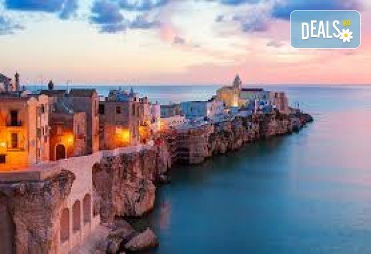 Екскурзия до Пулия, Италия! 7 нощувки със закуски и вечери, с 3 включени екскурзии и директен чартърен полет от София от СНС Травел - Снимка 4