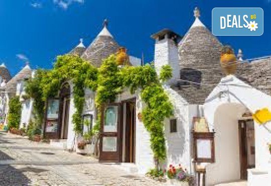 Екскурзия до Пулия, Италия! 7 нощувки със закуски и вечери, с 3 включени екскурзии и директен чартърен полет от София от СНС Травел - Снимка 6