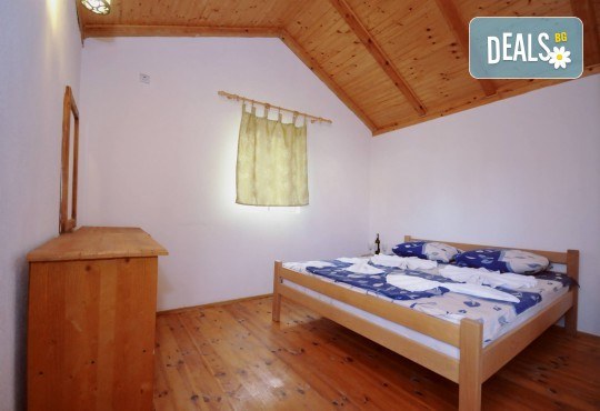 Септемврийски празници в Черна гора и Хърватия! 3 нощувки със закуски и вечери в Етно село Pobori, транспорт и разглеждане на Будва, Котор и Дубровник! - Снимка 12