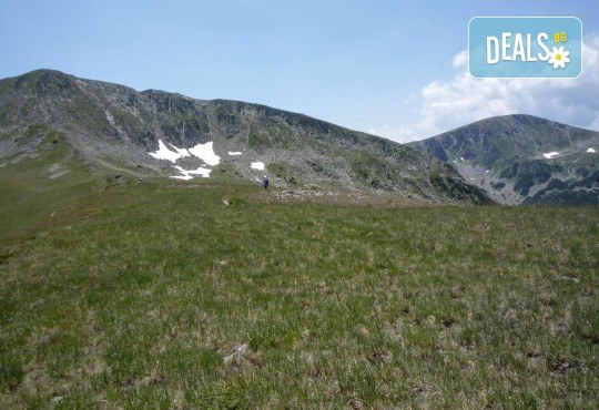 1 ден до връх Свиричал Рила! Планински водач и транспорт от ТА Поход - Снимка 3