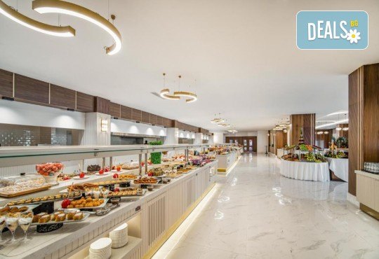 All inclusive Нова година 2026 в Сиде – SIDE MOON PALACE 5★ с Belprego Travel 4 нощувки и транспорт - Снимка 6