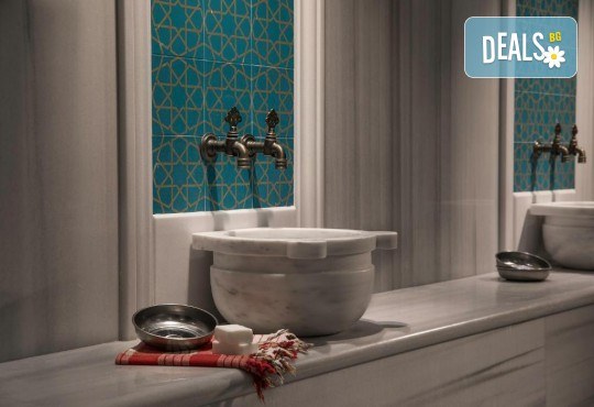 5-звездна Нова година в Истанбул, Турция! 3 нощувки със закуски и Празнична гала вечеря с неограничени напитки, програма и DJ + ползване на вътрешен басейн и СПА в Lionel Hotel 5* от Ню Сън Травел - Снимка 11