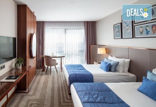 5-звездна Нова година в Истанбул, Турция! 3 нощувки със закуски и Празнична гала вечеря с неограничени напитки, програма и DJ + ползване на вътрешен басейн и СПА в Lionel Hotel 5* от Ню Сън Травел - Снимка 14