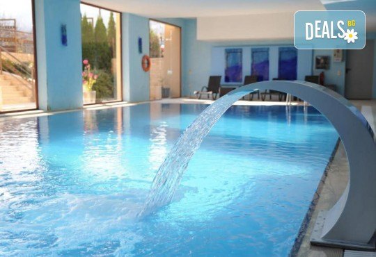 Септемврийски празници в Гърция и Македония! Екскурзия до Лутраки Позар и езерата Керкини и Дойран! 2 нощувки със закуски и включен транспорт от Меритурс - Снимка 1